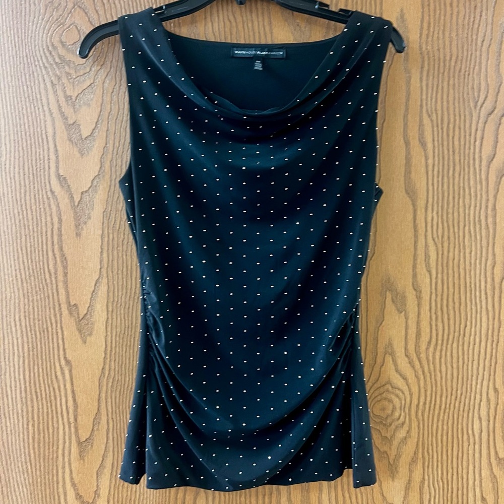 WHBM gorgeous studded top 🖤